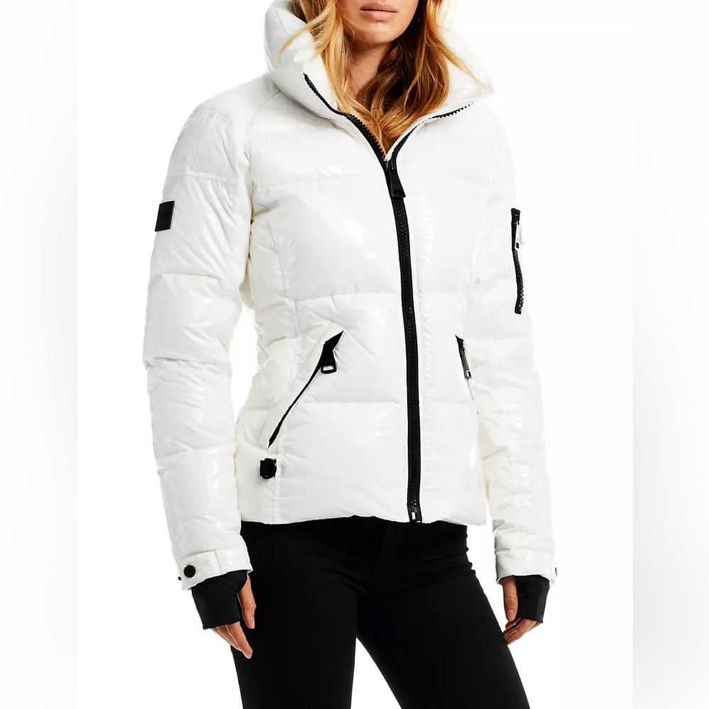 SAM Freestyle Down Puffer Jacket in Snow / Glossy White